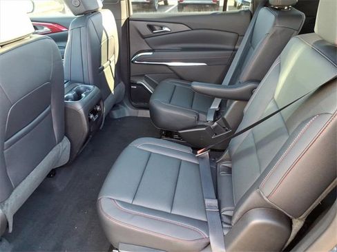 New 2026 Chevrolet Traverse Z71 w/ Enhanced Driving Package image 9