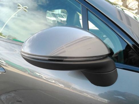 Used 2020 Porsche Cayenne image 22