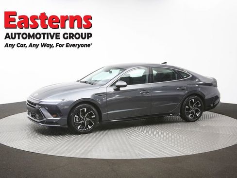 Used 2025 Hyundai Sonata SEL FWD image 58