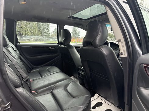 Used 2004 Volvo V70 2.5T image 21