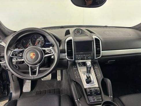 Used 2016 Porsche Cayenne GTS AWD/4WD image 13