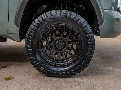 Used 2024 Toyota Tundra 1794 Edition image 12