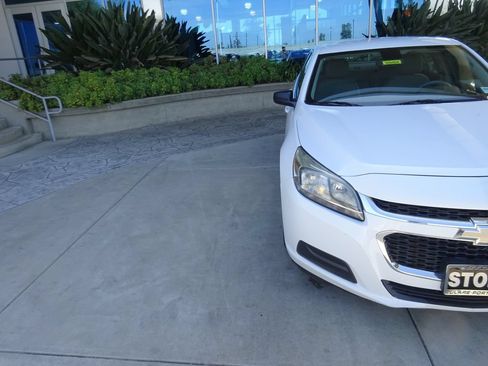 Certified 2015 Chevrolet Malibu LS FWD image 30