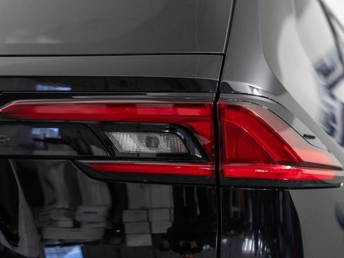 Certified 2025 Toyota Grand Highlander AWD image 7