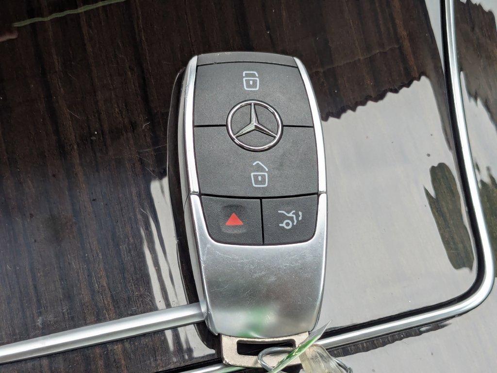 Certified 2022 Mercedes-Benz GLC 300 w/ Premium Package Lite image 26