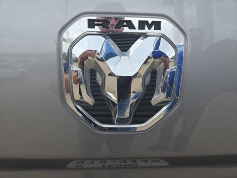 Used 2024 RAM 2500 Laramie w/ Sport Appearance Package AWD/4WD image 19
