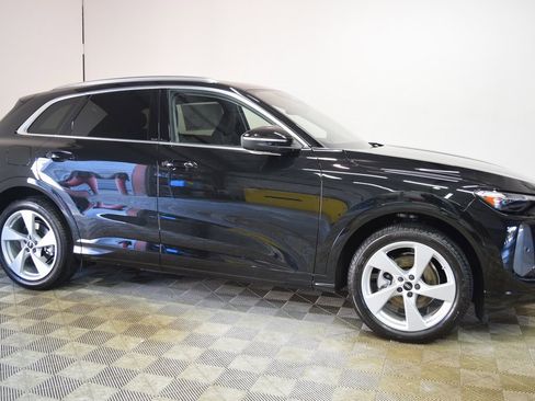 New 2025 Audi Q5 Prestige image 3