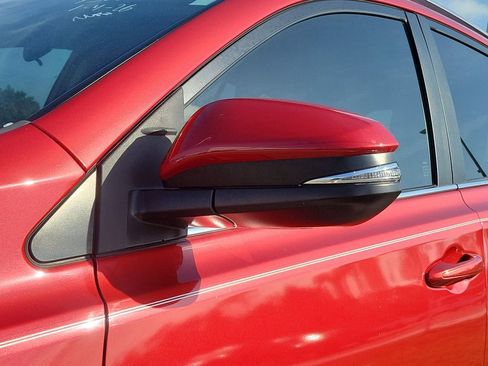 Used 2017 Toyota RAV4 XLE image 4