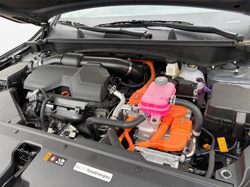 New 2025 Kia Sportage EX image 23