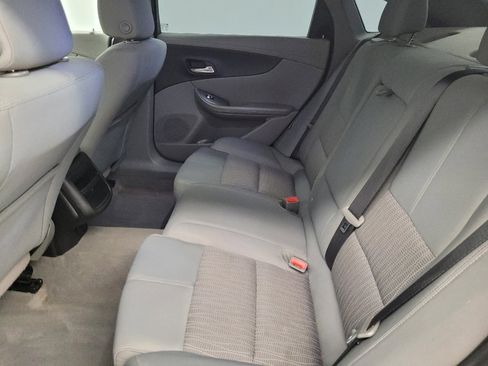 Used 2017 Chevrolet Impala LS FWD image 18