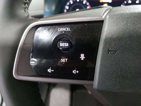 Certified 2025 Nissan Murano SV w/ Cargo Package image 17