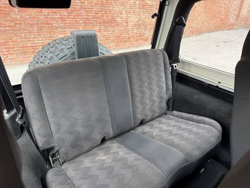 Used 2003 Jeep Wrangler Rubicon AWD/4WD image 8