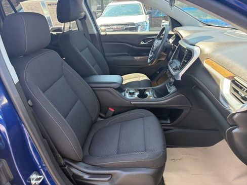 Used 2023 GMC Acadia SLE w/ Driver Convenience Package FWD image 20