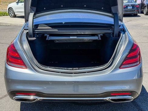 Used 2019 Mercedes-Benz S 560 Sedan image 26