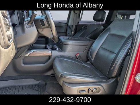 Used 2021 Chevrolet Silverado 1500 RST AWD/4WD image 14