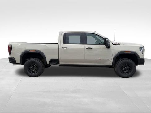 New 2026 GMC Sierra 2500 AT4X w/ AT4X AEV Edition AWD/4WD image 8