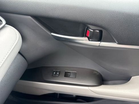 Used 2023 Toyota Camry LE image 22