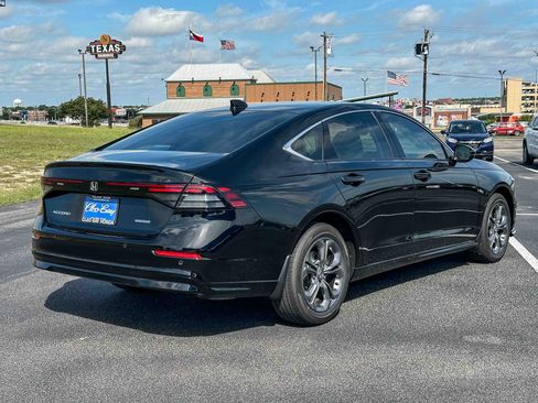 New 2026 Honda Accord EX-L image 6