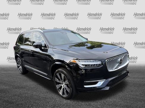 Certified 2025 Volvo XC90 T8 Ultra w/ Protection Package Premier AWD/4WD image 2