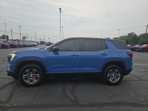 Used 2025 GMC Terrain Elevation AWD/4WD image 4