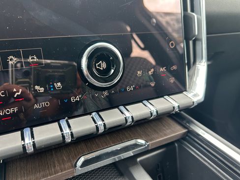 New 2026 GMC Acadia Denali w/ Super Cruise Package image 18