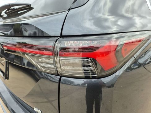 New 2025 Mitsubishi Outlander SE FWD image 60