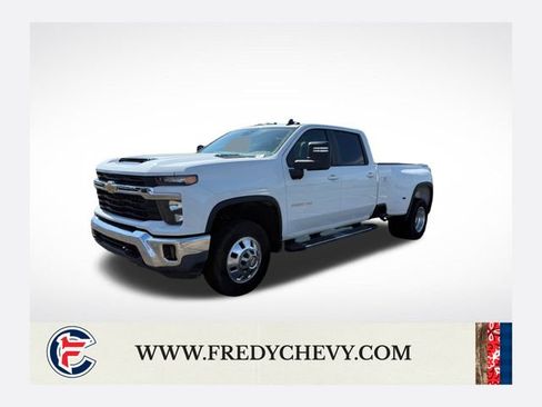 Used 2025 Chevrolet Silverado 3500 LT w/ Safety Package AWD/4WD image 1