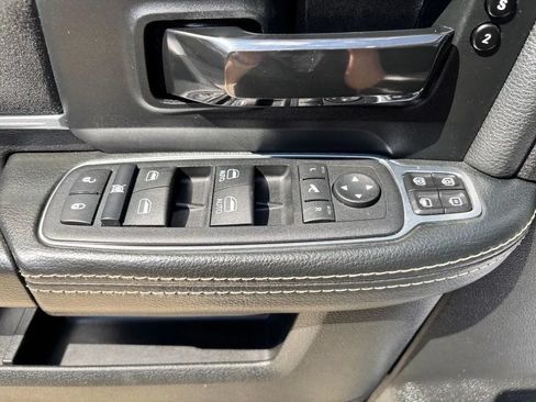 Used 2024 RAM 2500 Laramie AWD/4WD image 23