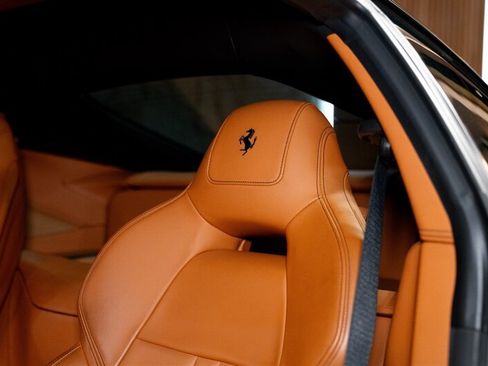 Used 2014 Ferrari F12 Berlinetta RWD image 21
