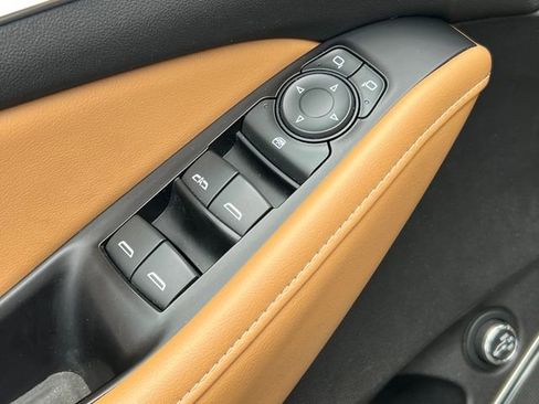 Used 2018 Buick Enclave Essence w/ Trailering Package image 17