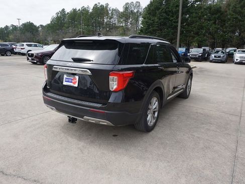 Used 2023 Ford Explorer XLT w/ Equipment Group 202A image 23