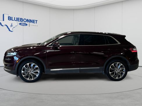 Used 2022 Lincoln Nautilus Reserve AWD/4WD image 8
