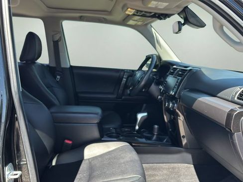 Used 2021 Toyota 4Runner TRD Off-Road Premium w/ Moonroof Package AWD/4WD image 13