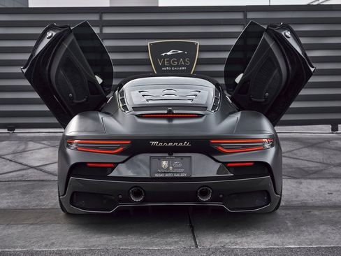 Used 2024 Maserati MC20 Base image 27