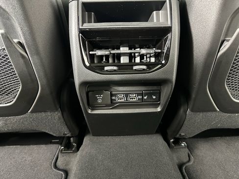 New 2025 Jeep Grand Cherokee Limited image 27