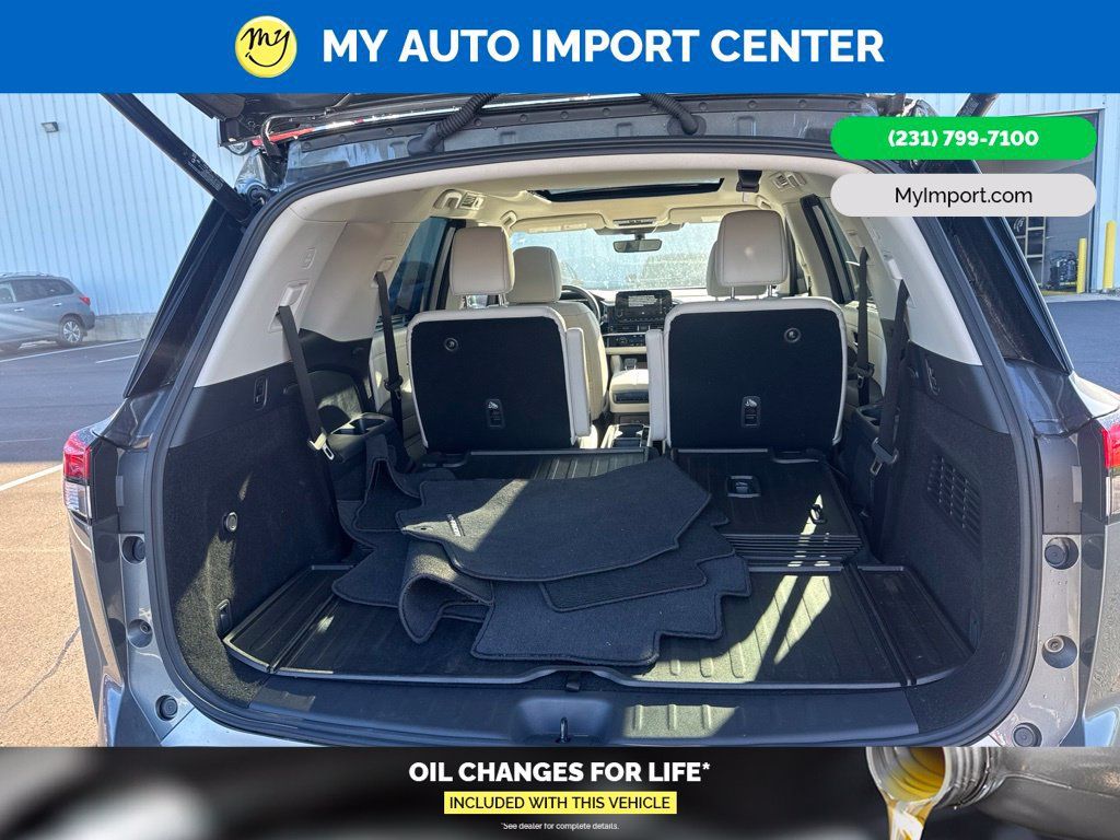 Used 2025 Nissan Pathfinder SL w/ SL Premium Package AWD/4WD image 25