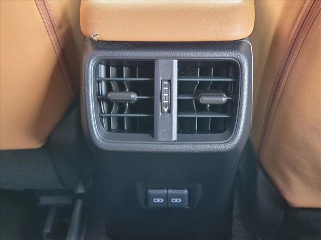 Used 2024 Lexus UX 250h FWD w/ Premium Package image 17