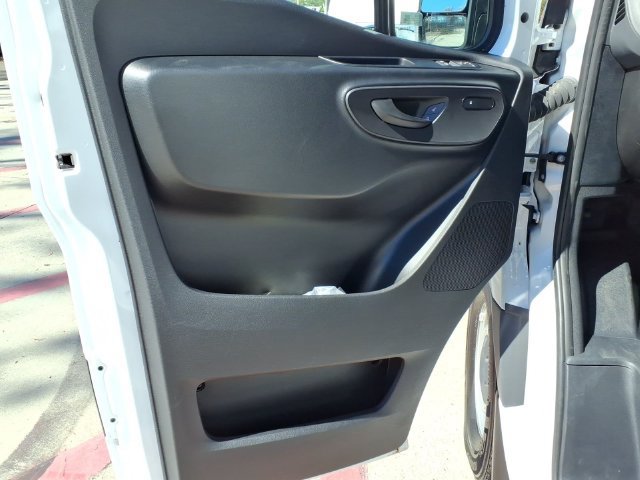 New 2025 Mercedes-Benz eSprinter 170 Cargo image 13