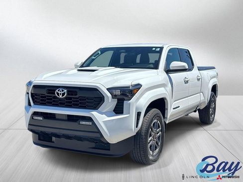 Used 2024 Toyota Tacoma TRD Sport RWD image 1