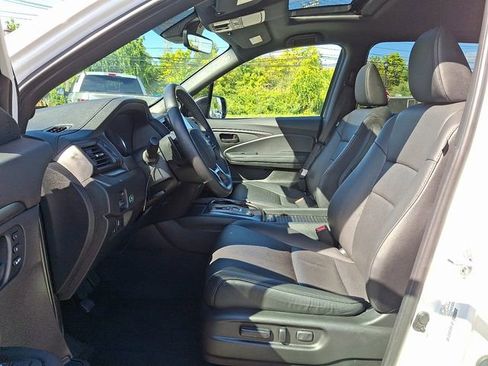 Used 2023 Honda Passport EX-L image 13