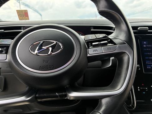 Used 2022 Hyundai Santa Cruz SEL Premium AWD/4WD image 24