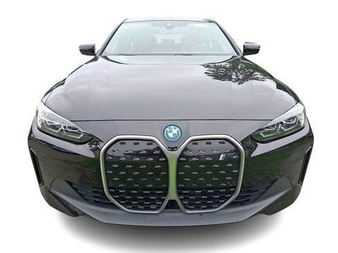 Used 2024 BMW i4 eDrive35 w/ Premium Package RWD image 2