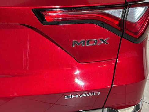 Used 2024 Acura MDX SH-AWD w/ Technology Package image 27
