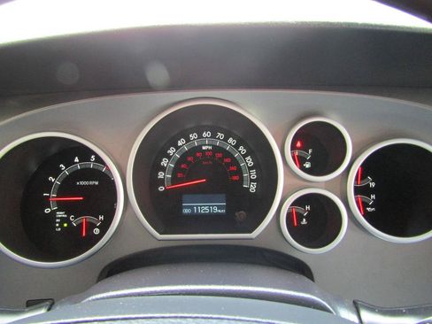 Used 2014 Toyota Sequoia Platinum RWD image 17