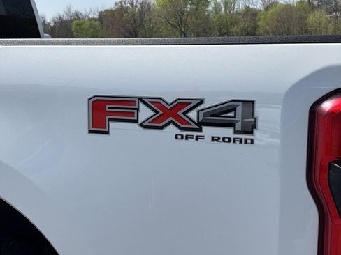 Used 2024 Ford F250 King Ranch w/ Chrome Package image 28