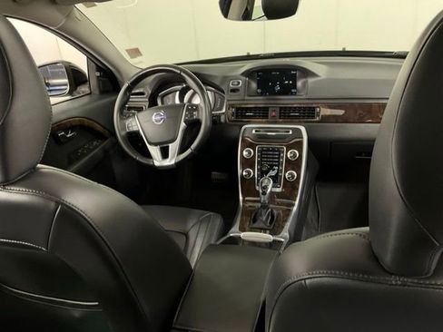 Used 2015 Volvo S80 T6 w/ Climate Package image 15