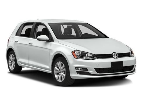 Used 2016 Volkswagen Golf 4-Door FWD image 6