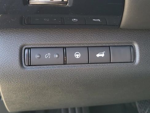 New 2026 Nissan Pathfinder SV FWD image 19