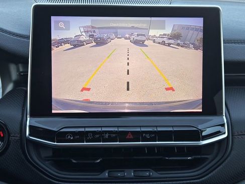 Used 2024 Jeep Compass Trailhawk image 20