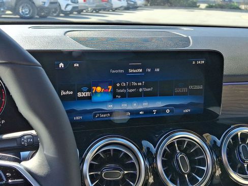 New 2026 Mercedes-Benz GLB 250 GLB 250 image 12